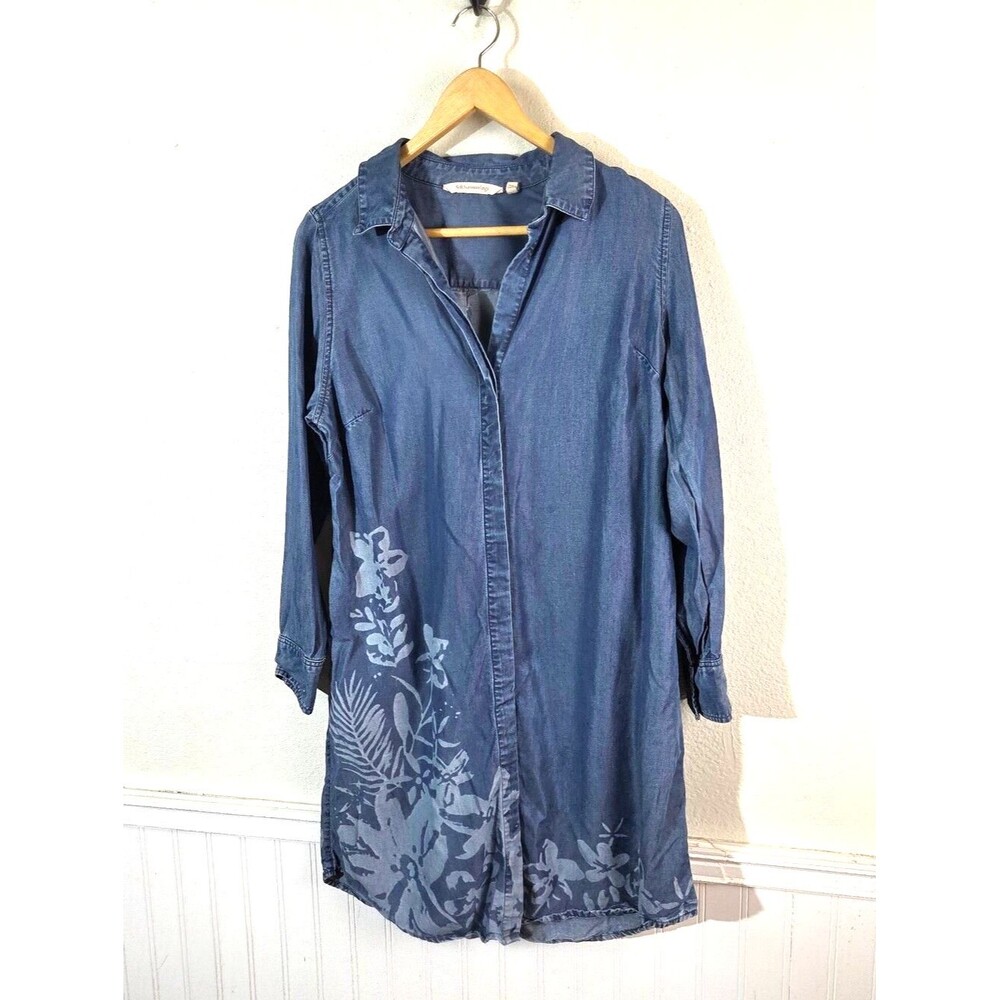 Soft Surroundings Chambray Shirt Dress Floral M Tencel Lyocell Blue Button Front